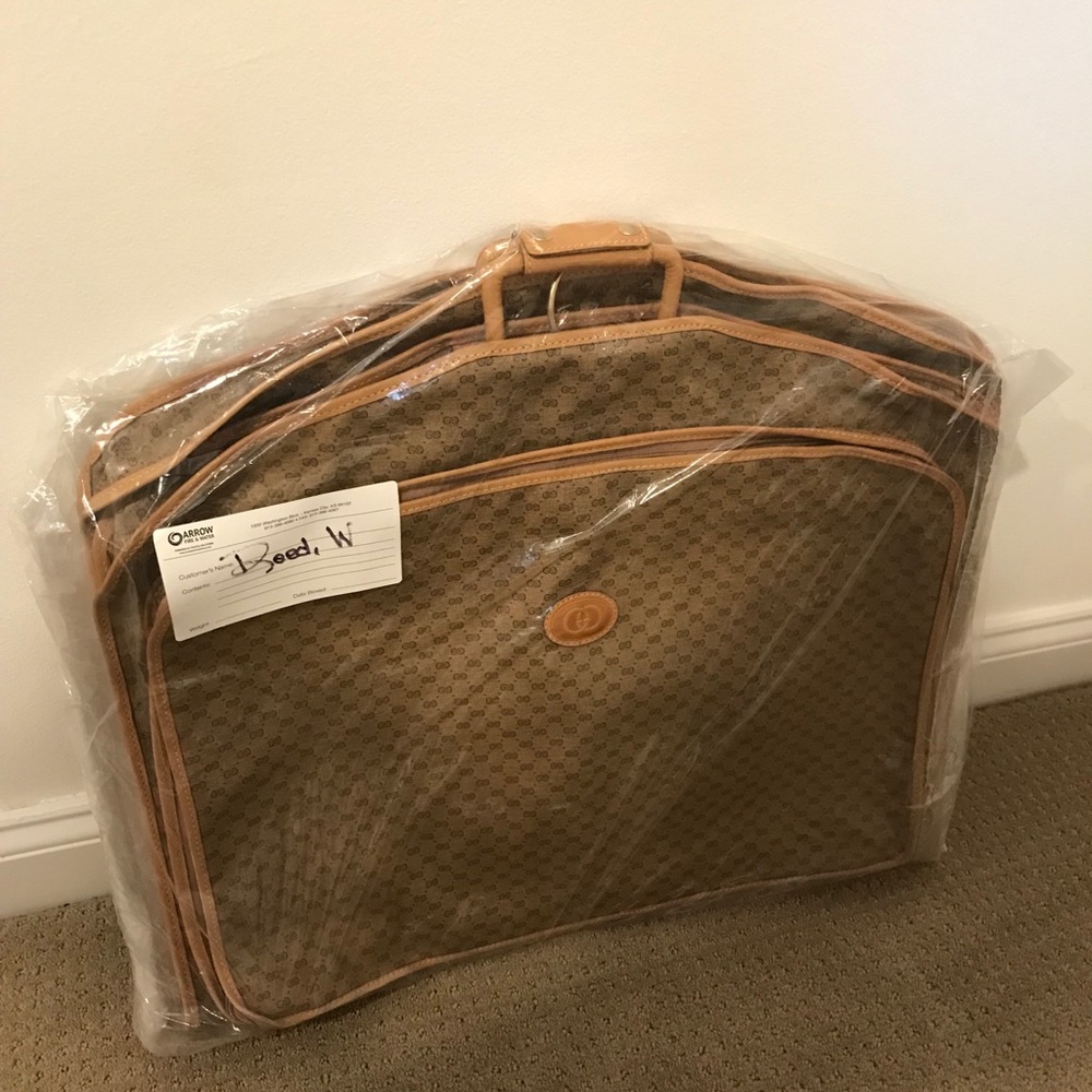 Gucci vintage bag (new without tags)